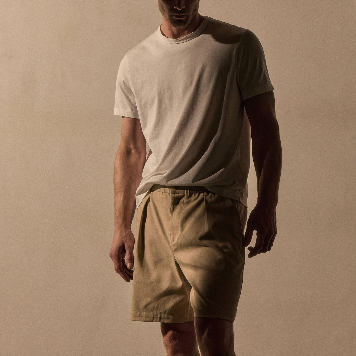 Oversized Pleated Shorts in Light Khaki | James Perse Los Angeles