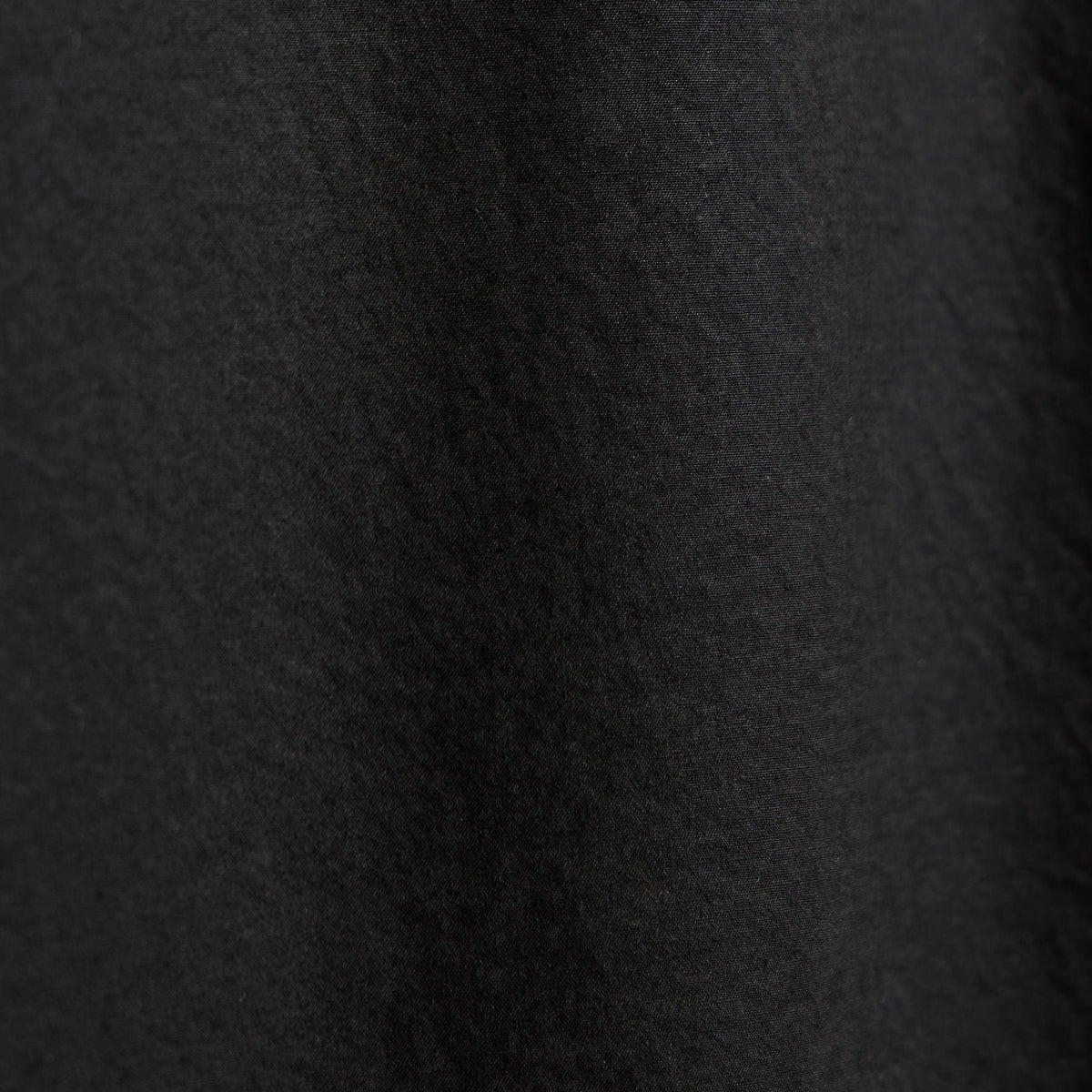 Stretch Poplin Shirt in Black | James Perse Los Angeles