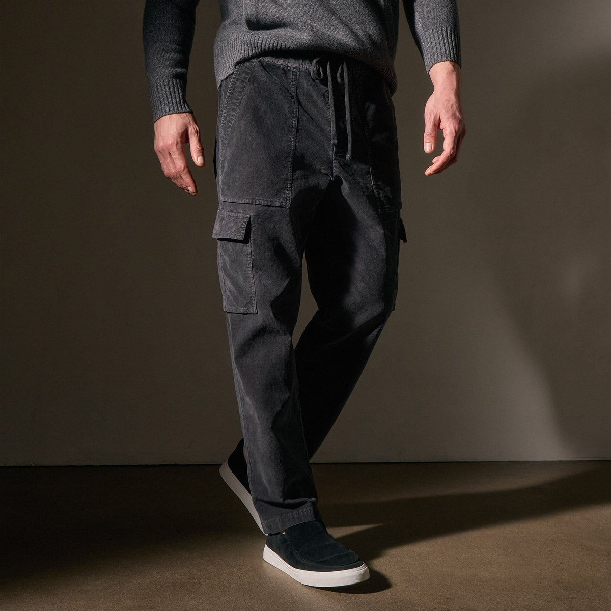 Cord Utility Pant in Magma Pigment | James Perse Los Angeles