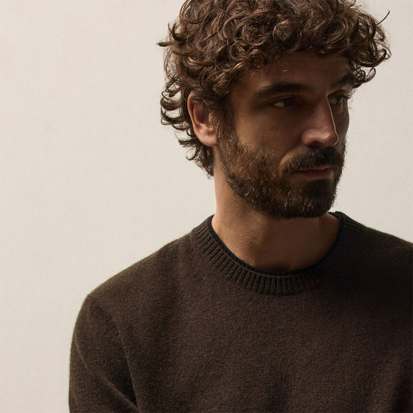 Contrast Trim Cashmere Crew in Kona/Black | James Perse Los Angeles