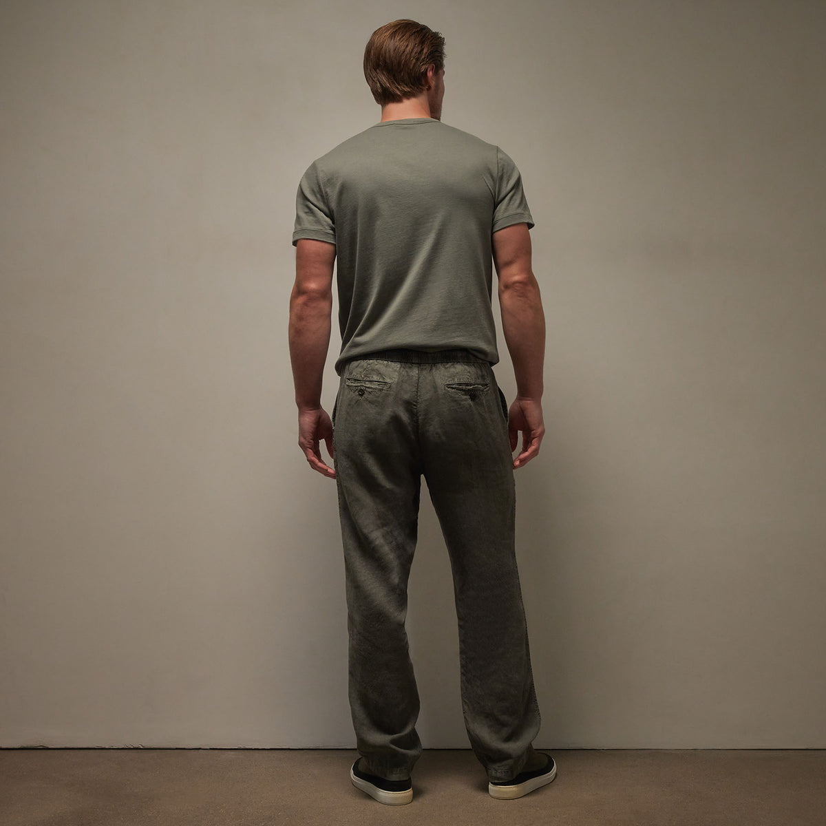 Relaxed Linen Pant in Palm Pigment | James Perse Los Angeles