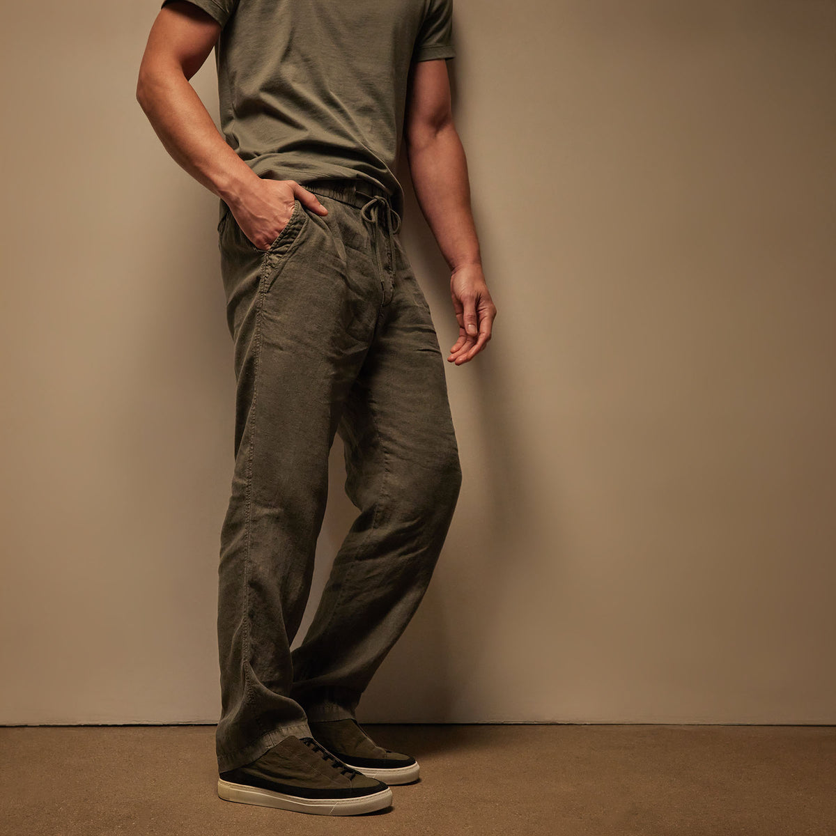 Relaxed Linen Pant in Palm Pigment | James Perse Los Angeles