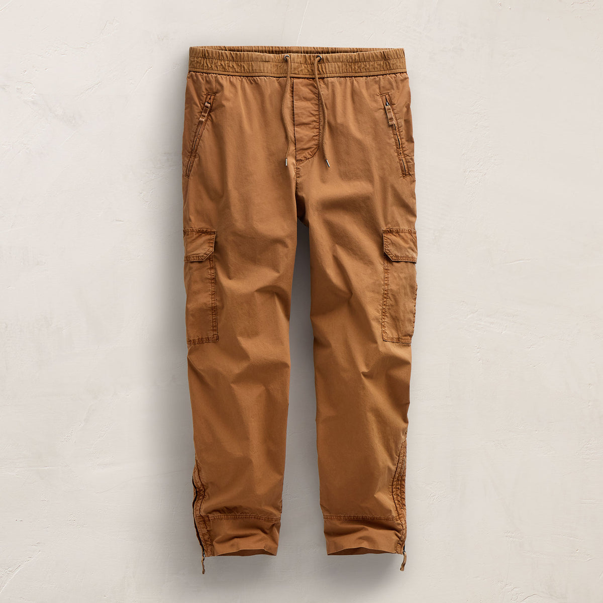 Parachute Poplin Cargo in Whiskey Pigment | James Perse Los Angeles