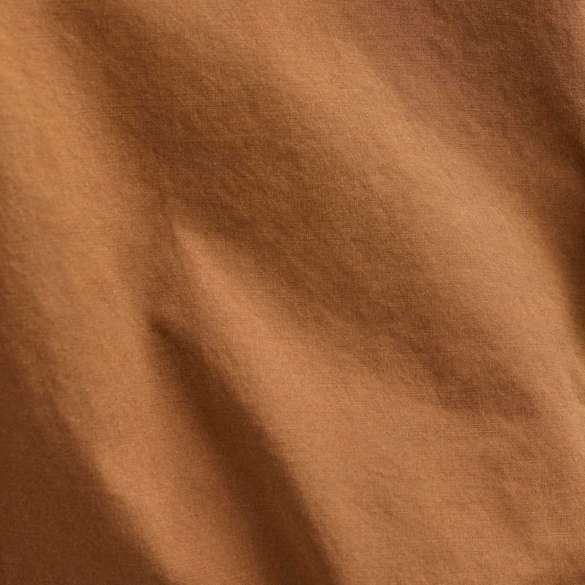 Parachute Poplin Cargo in Whiskey Pigment | James Perse Los Angeles