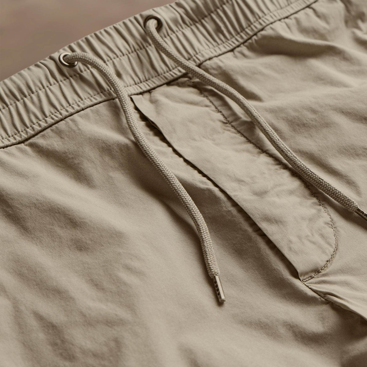 Strch Supima Poplin Cargo Shirt in Overcast Pigment | James Perse Los Angeles