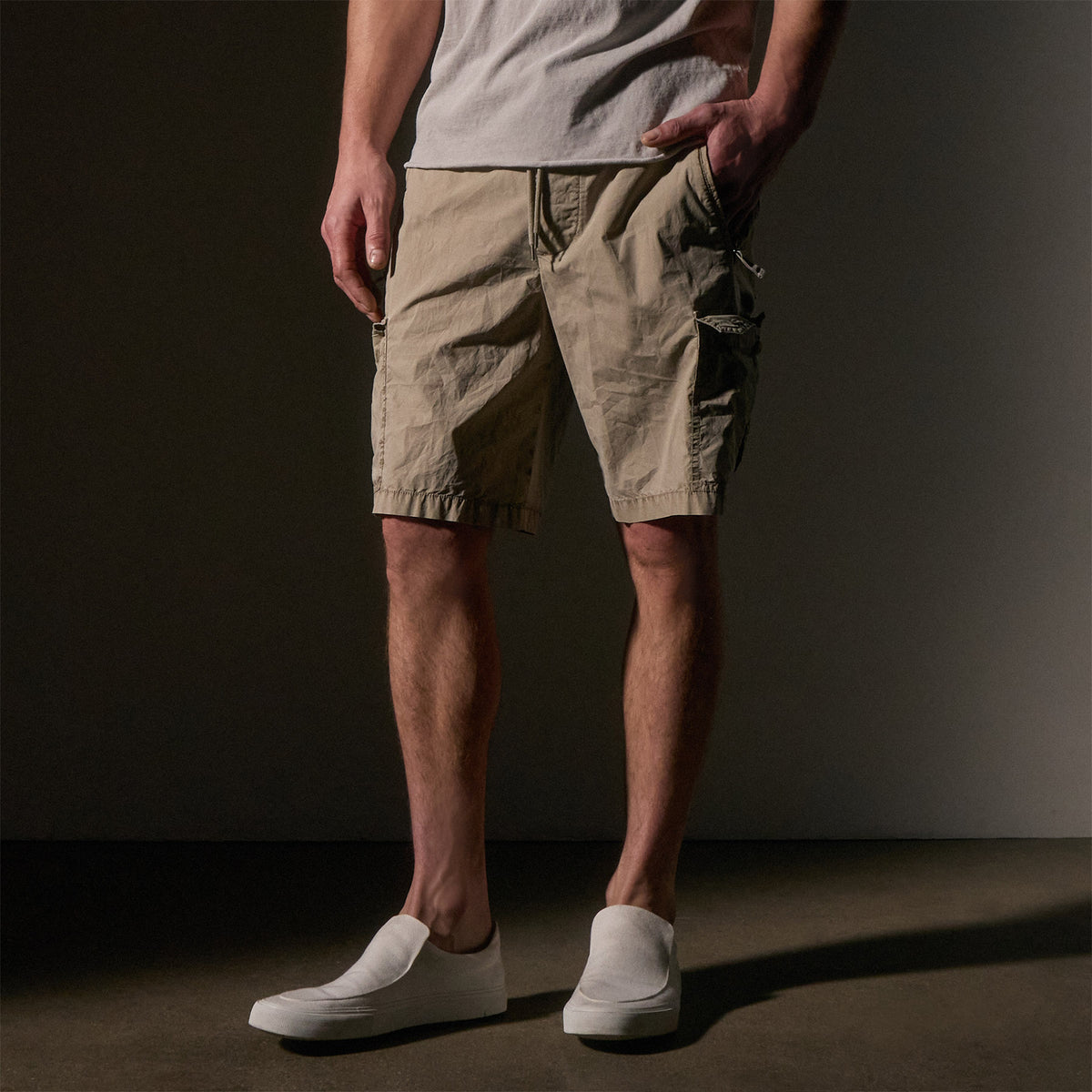 Strch Supima Poplin Cargo Shirt in Overcast Pigment | James Perse Los Angeles