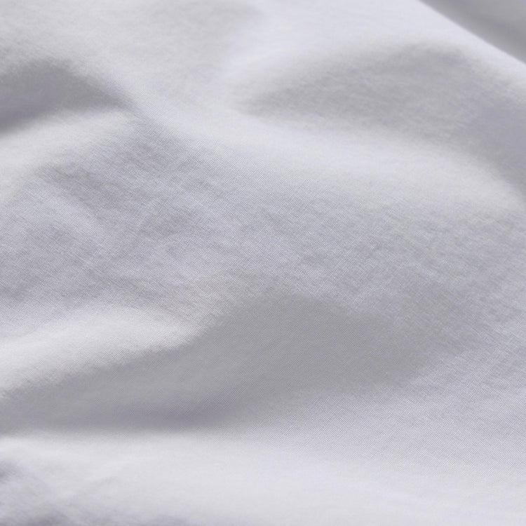 Parachute Poplin Cargo Short in White | James Perse Los Angeles