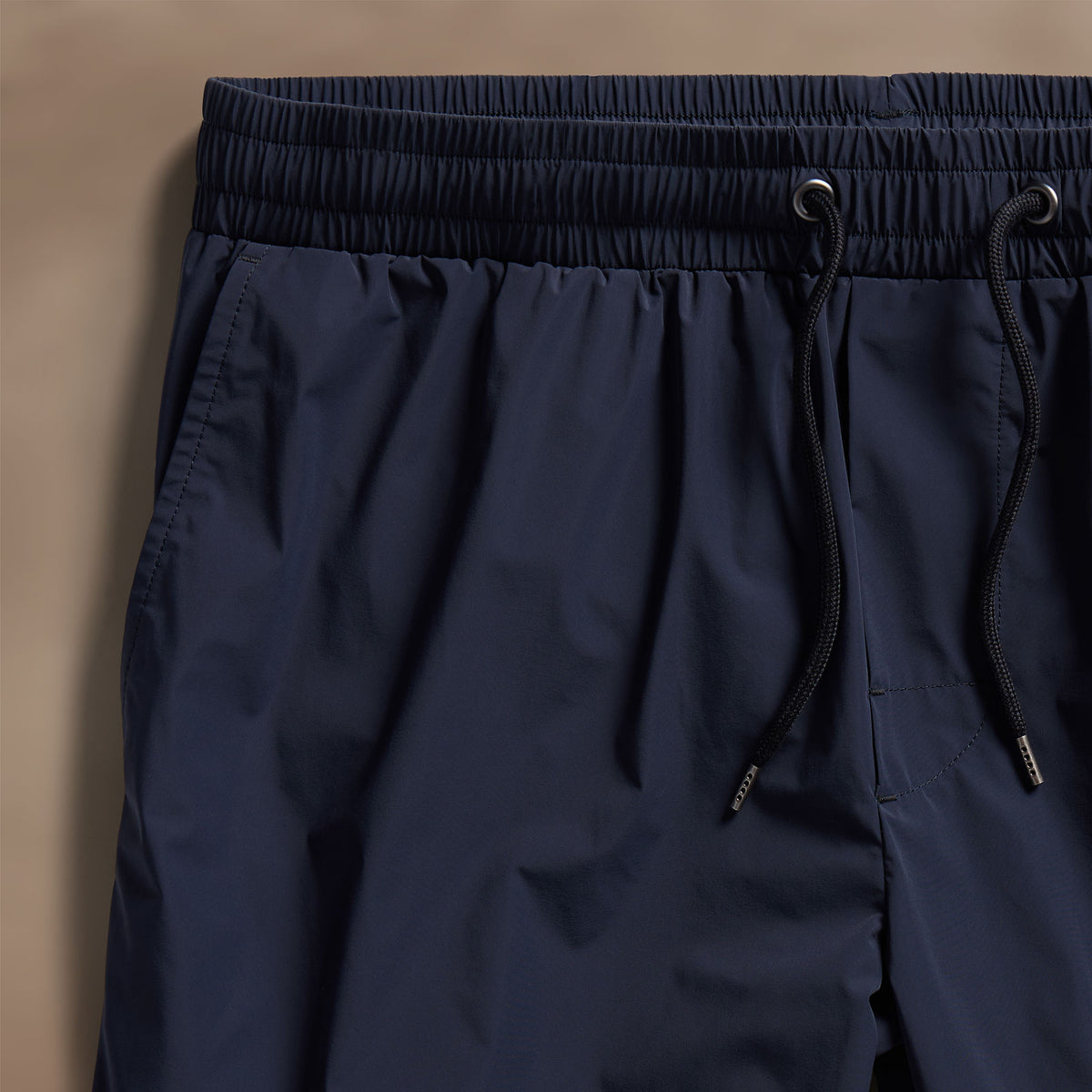 Technical Stretch Nylon Split Hem Boardshort in Navy | James Perse Los Angeles