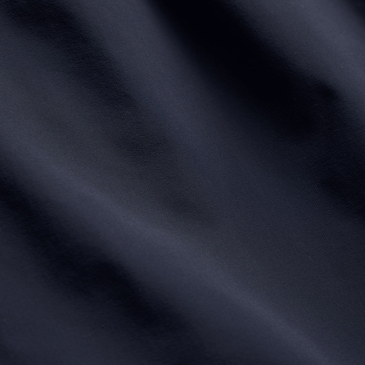 Technical Stretch Nylon Split Hem Boardshort in Navy | James Perse Los Angeles