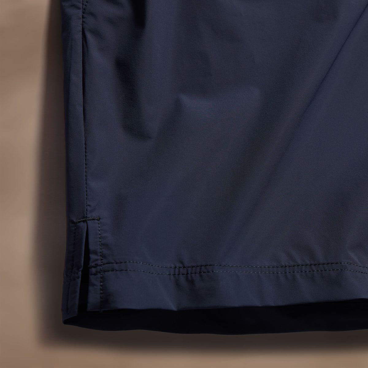 Technical Stretch Nylon Split Hem Boardshort in Navy | James Perse Los Angeles