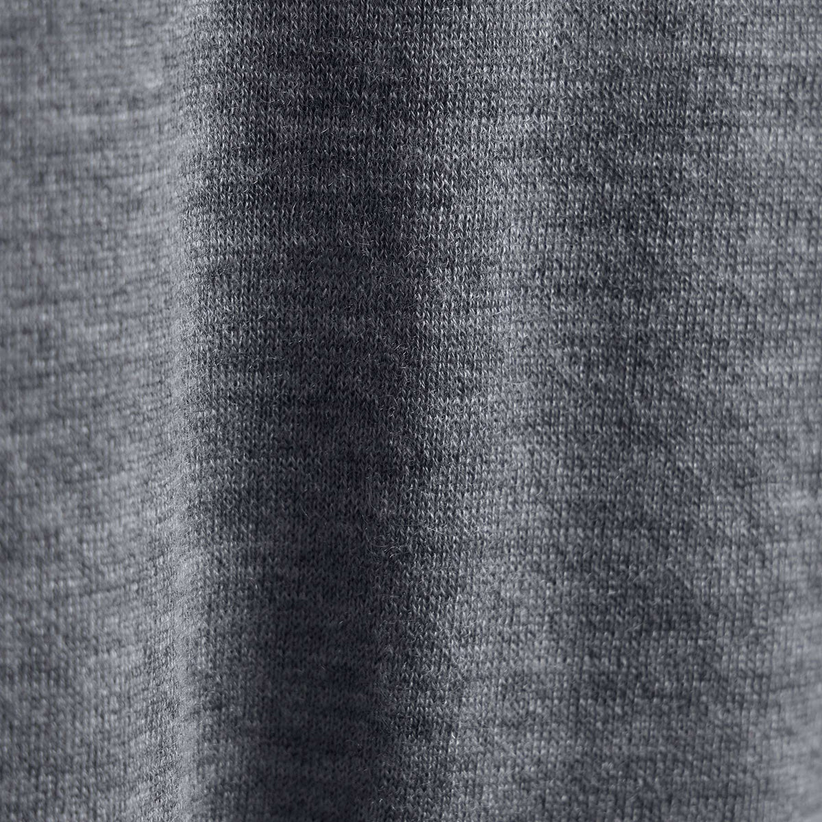 Ultra Fine Cshmr VinNeck Sweater in Flannel | James Perse Los Angeles