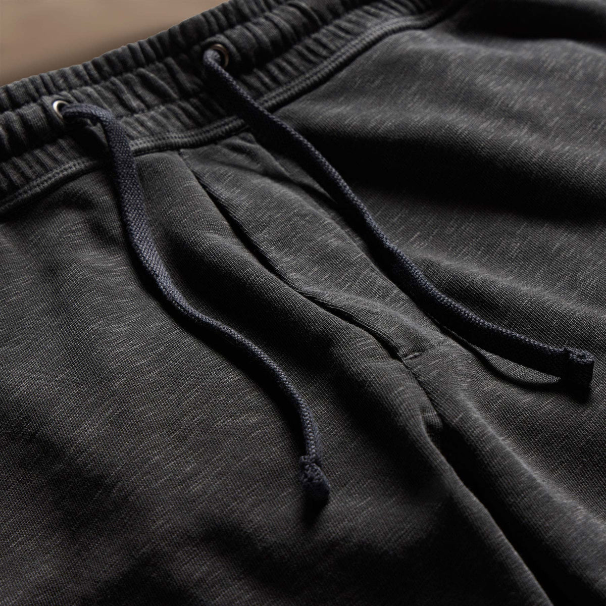 Vintage French Terry Sweatpant in Carbon Pigment | James Perse Los Angeles