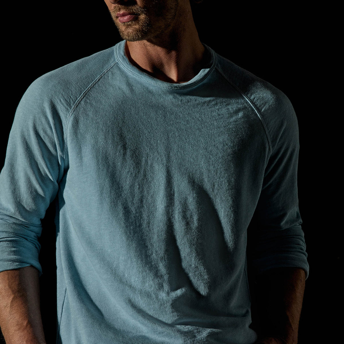 Vintage French Terry Sweatshirt in Skipper Pigment | James Perse Los Angeles