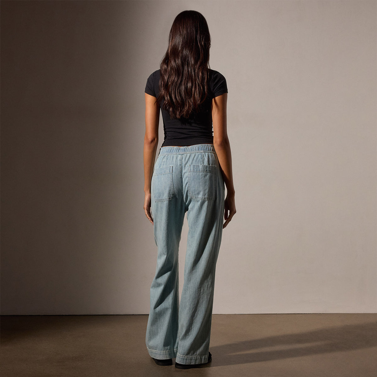 Wide Leg Pull On Denim Pant in Bleach Wash | James Perse Los Angeles