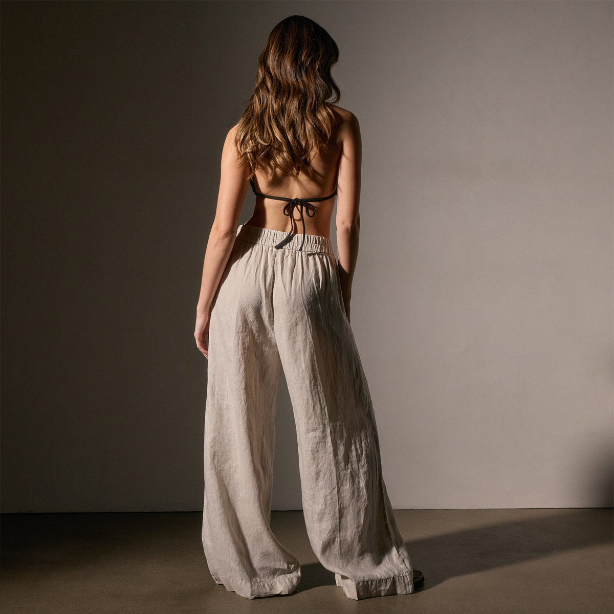Lightweight Linen Wide Leg Pnt in Salt Pigment | James Perse Los Angeles