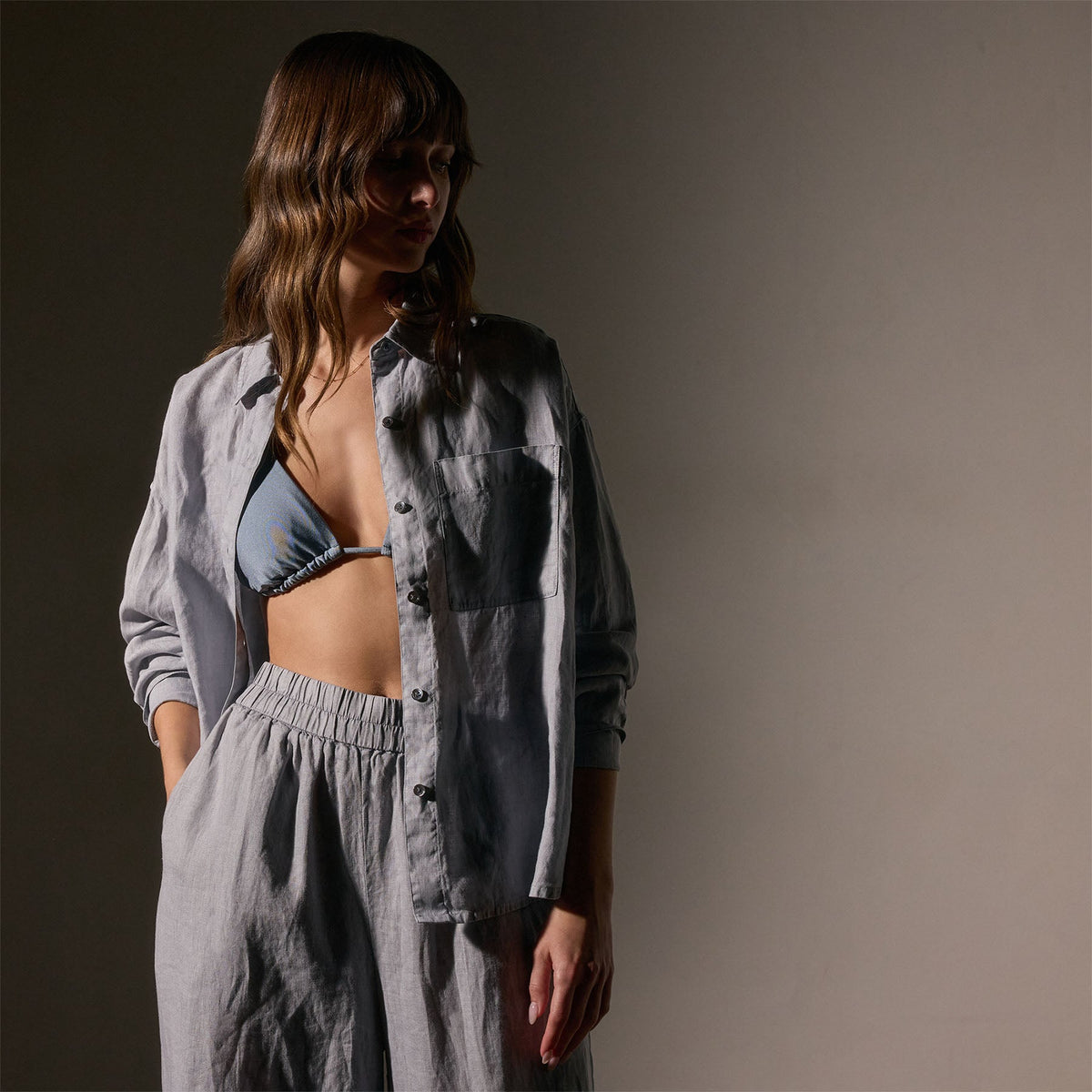 Linen Oversized Shirt in Grey Sky Pigment | James Perse Los Angeles