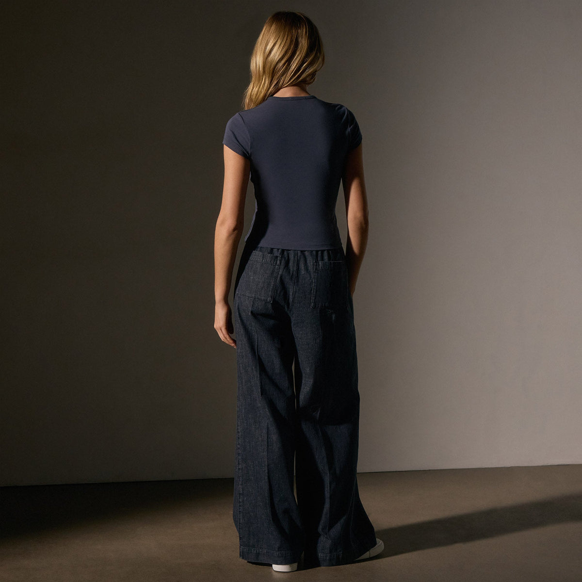 Stretch Lotus Deep V Short Sleeve Tee in Blue Noir | James Perse Los Angeles
