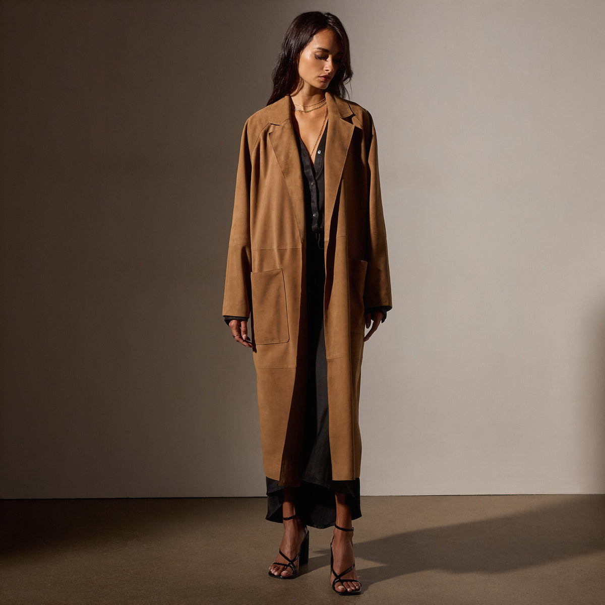 Unlined Suede Trench Coat in Toffee | James Perse Los Angeles