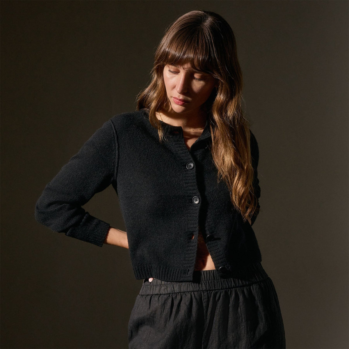 Cashmere Jewel Neck Cardigan in Black | James Perse Los Angeles