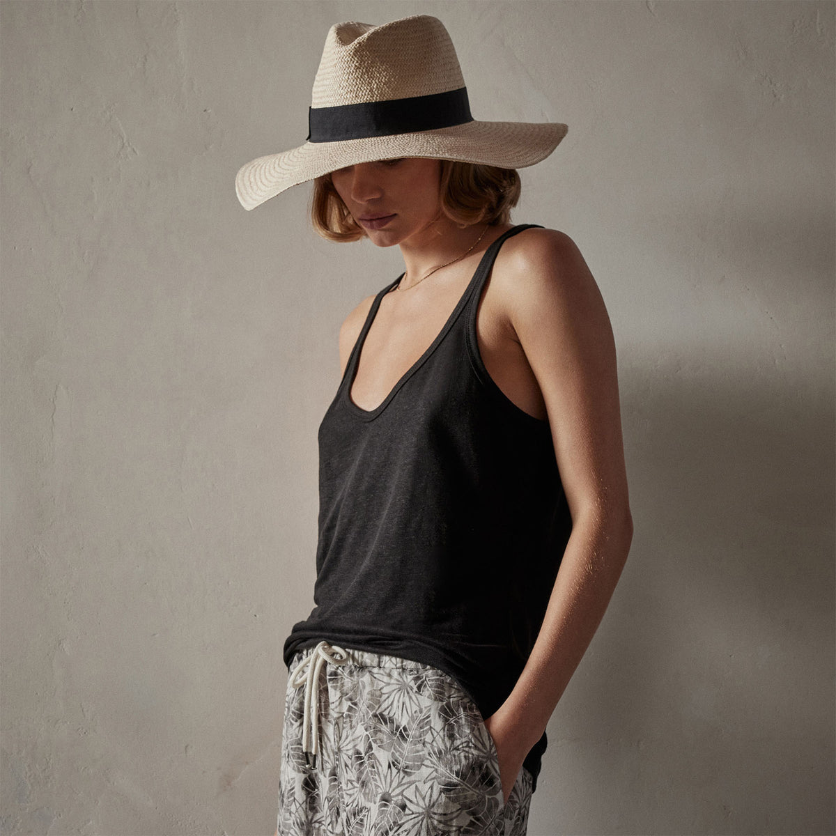 Linen Jersey Tank in Black | James Perse Los Angeles