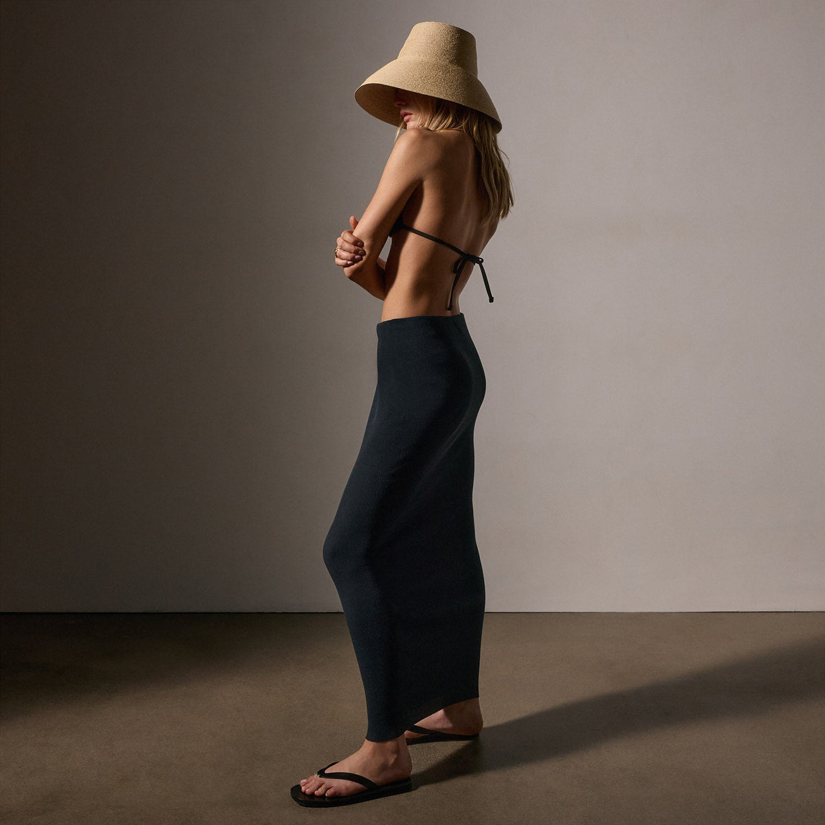 Tubular Rib Pencil Skirt in Magma | James Perse Los Angeles