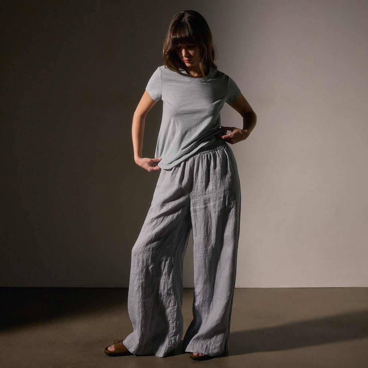 Sheer Slub Crew Neck Tee in Grey Sky | James Perse Los Angeles