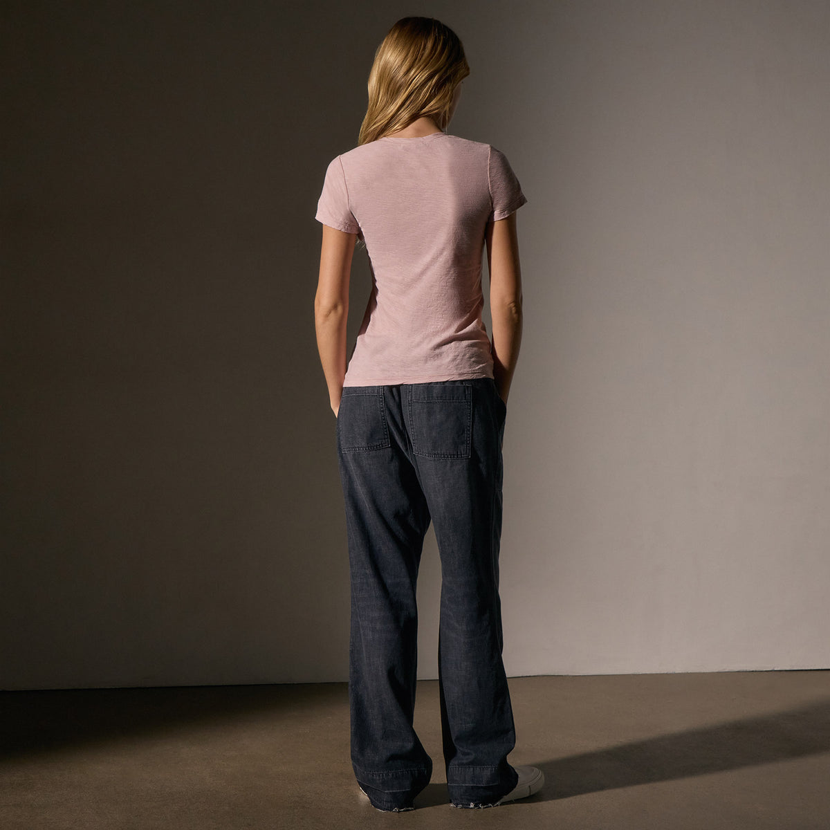 Sheer Slub Casual V Neck in Degas | James Perse Los Angeles