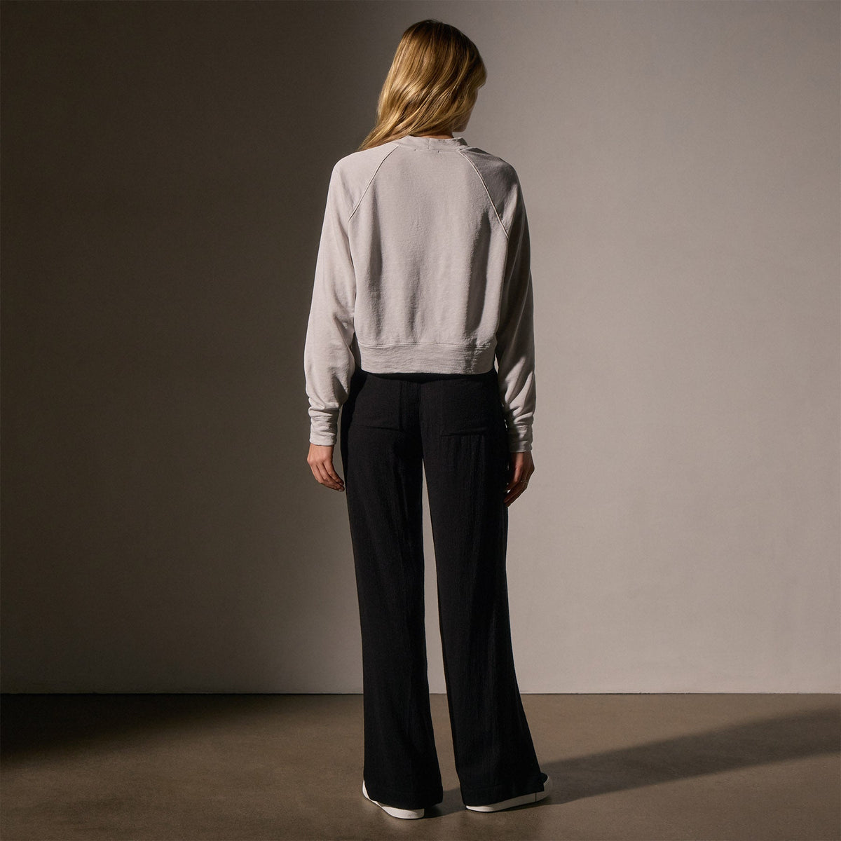French Terry Cropped Mock Neck in Light Mist Pigment | James Perse Los Angeles