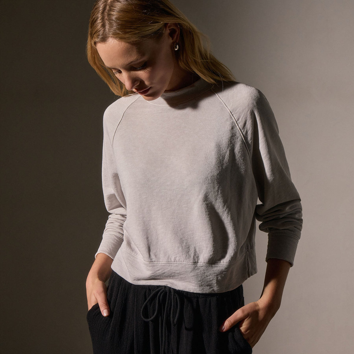 French Terry Cropped Mock Neck in Light Mist Pigment | James Perse Los Angeles
