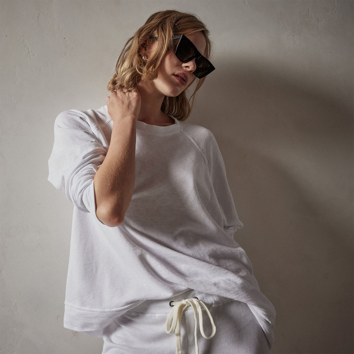 Vintage French Terry Relaxed Sweatshirt in White | James Perse Los Angeles