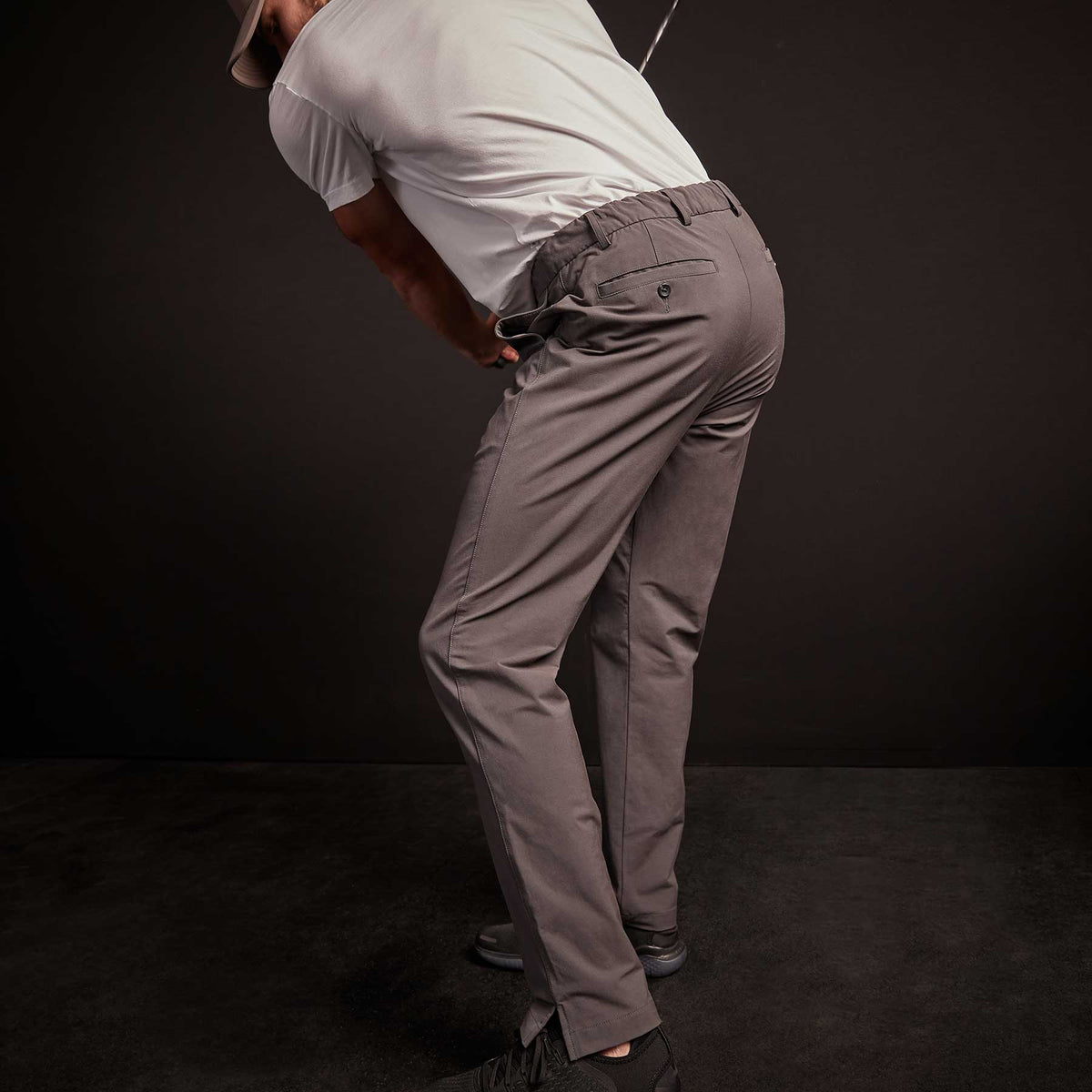 Y/OSEMITE Golf Trouser in Abyss | James Perse Los Angeles