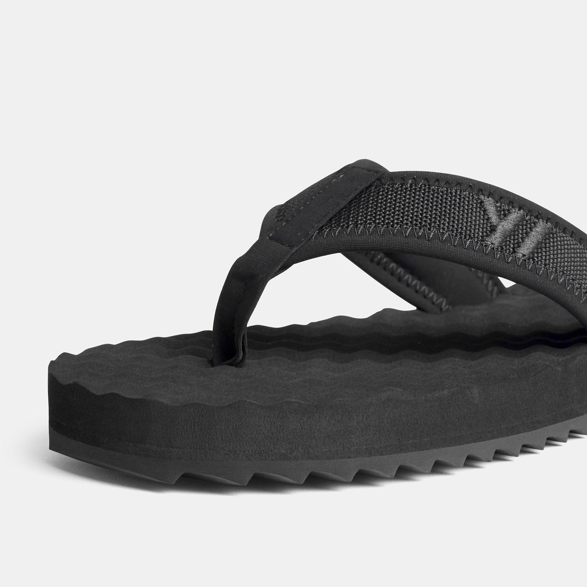 Y/OSEMITE Sport Flip Flop Kids In Black/Black | James Perse Los Angeles