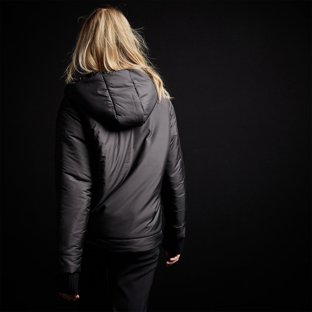 Insulated Zip Front Hoody in Black | James Perse Los Angeles