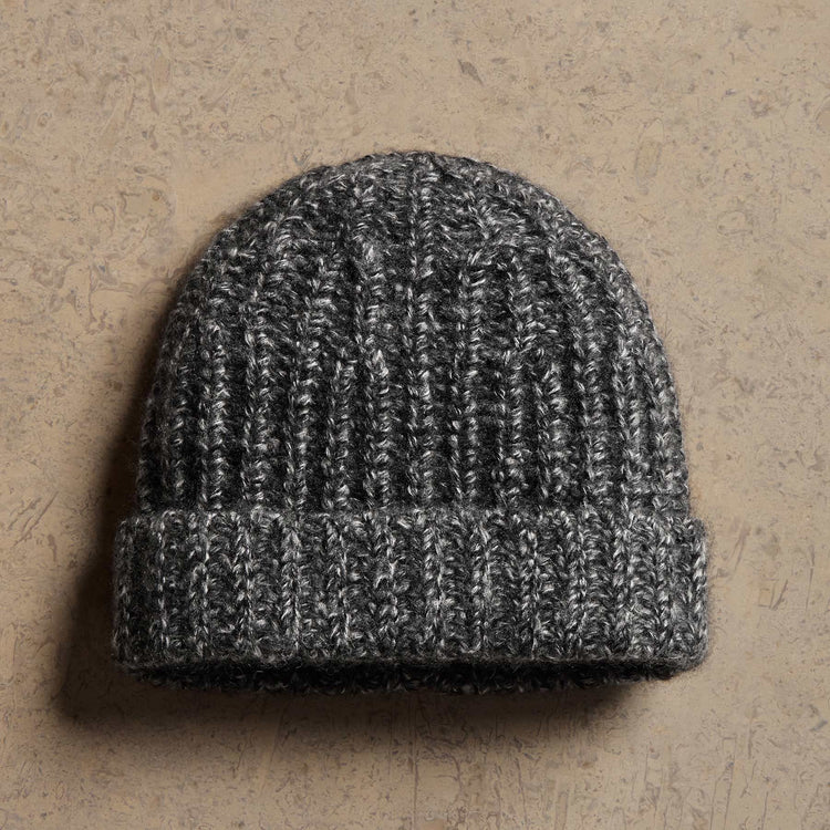Cashmere Silk Marl Beanie in Black Mix | James Perse Los Angeles