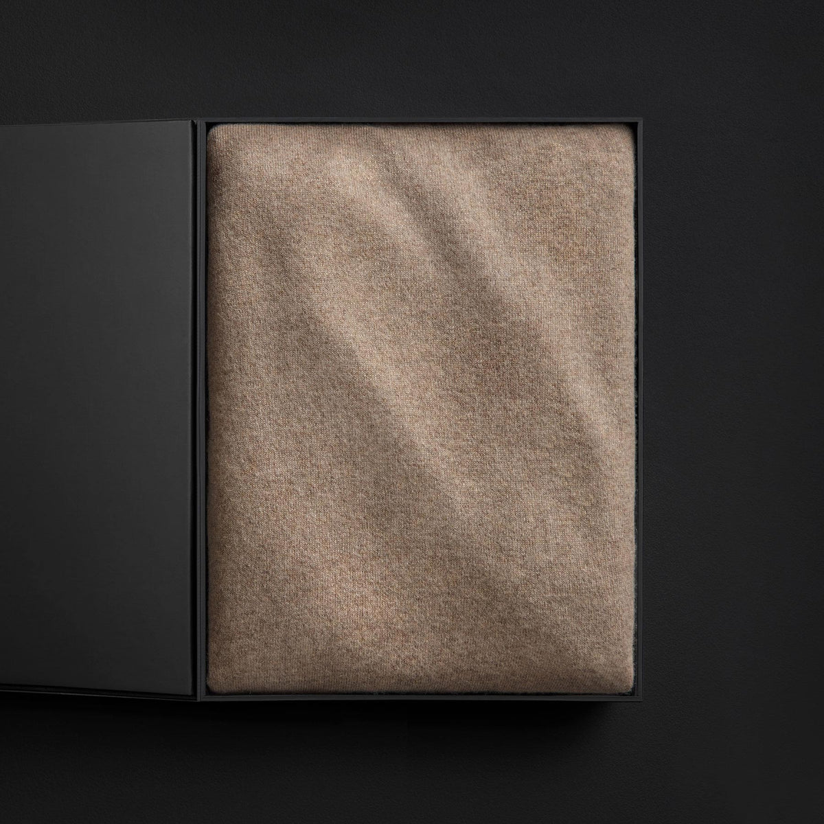 Recycled Cashmere Blanket Gift Box In Coyote | James Perse Los Angeles