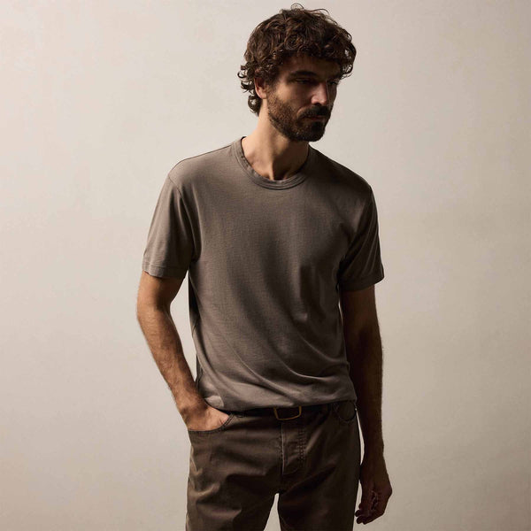 Brushed Lotus Crew in Burro | James Perse Los Angeles