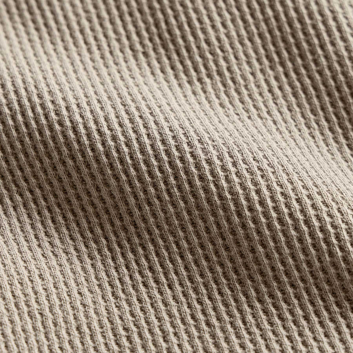 Cotton Lnn Thermal Long Sleeve Henley in Overcast | James Perse Los Angeles