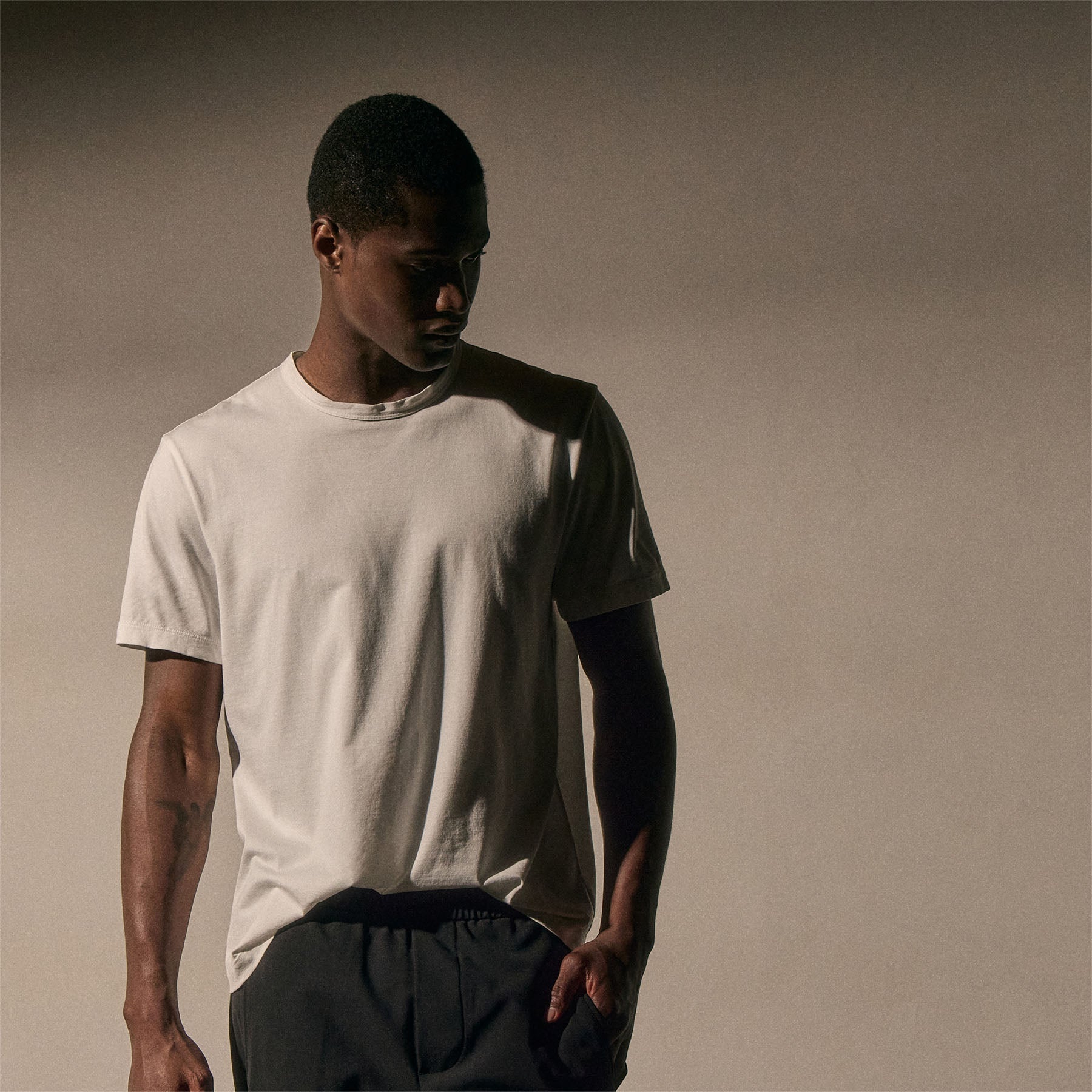 Lotus Jersey Double Ply Crew in White | James Perse Los Angeles