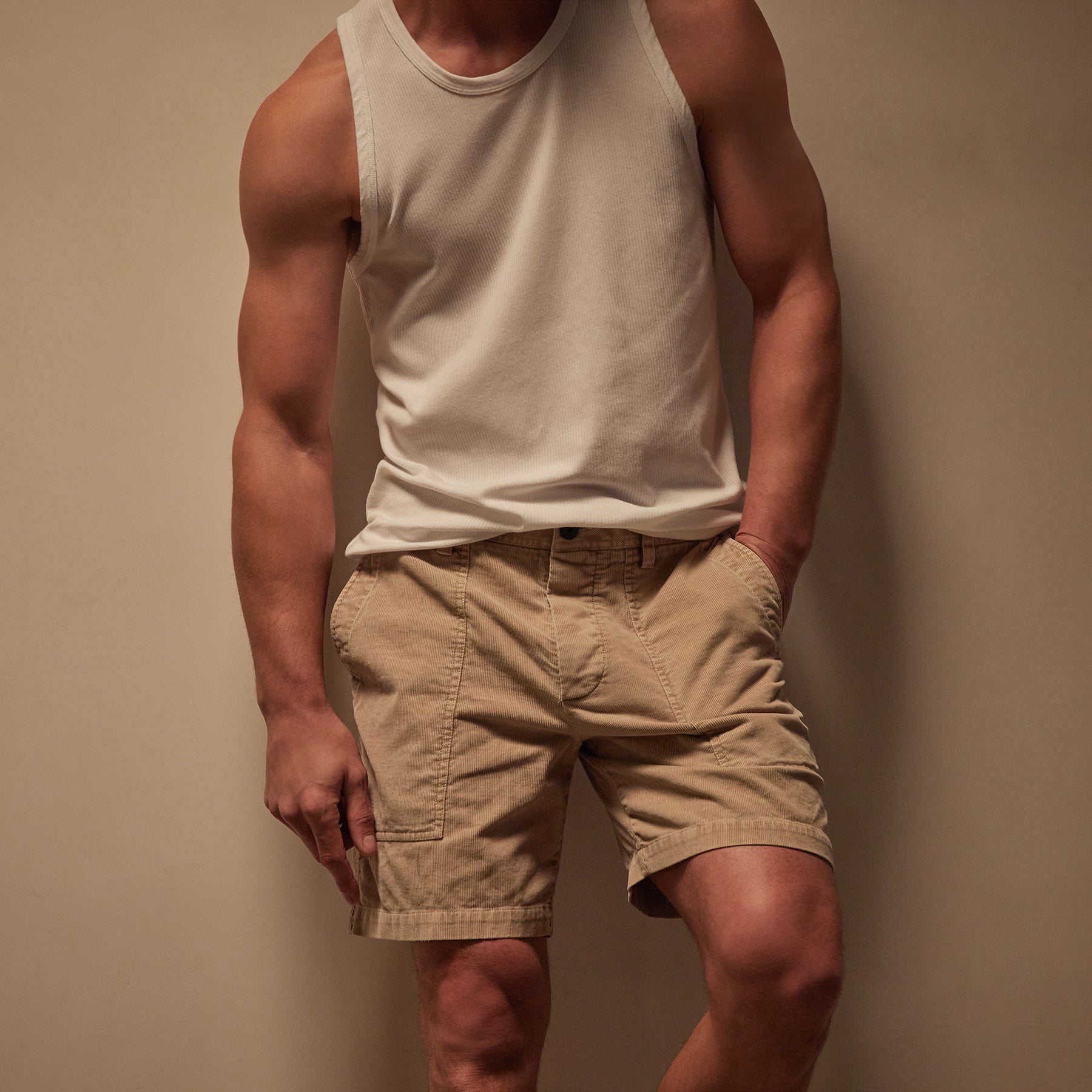 Venice Beach Cord Short in Sand Dune Pigment | James Perse Los Angeles