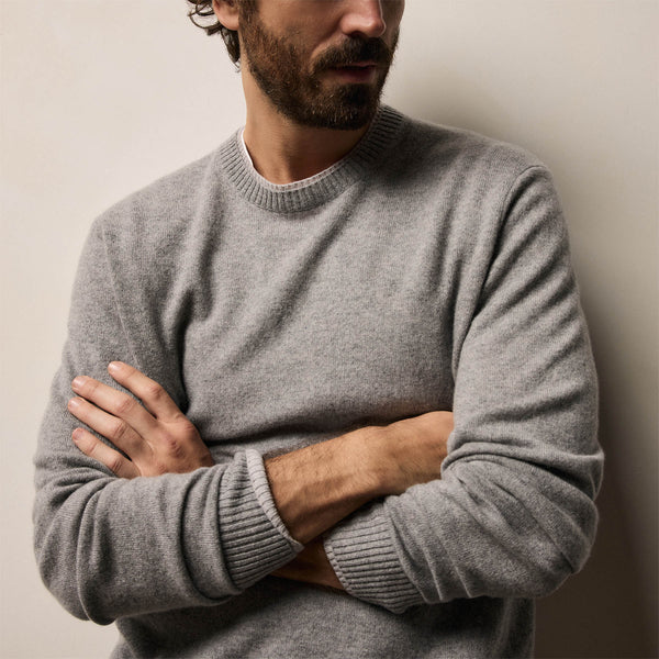 Contrast Trim Cashmere Crew in Heather Grey/Pearl | James Perse Los Angeles