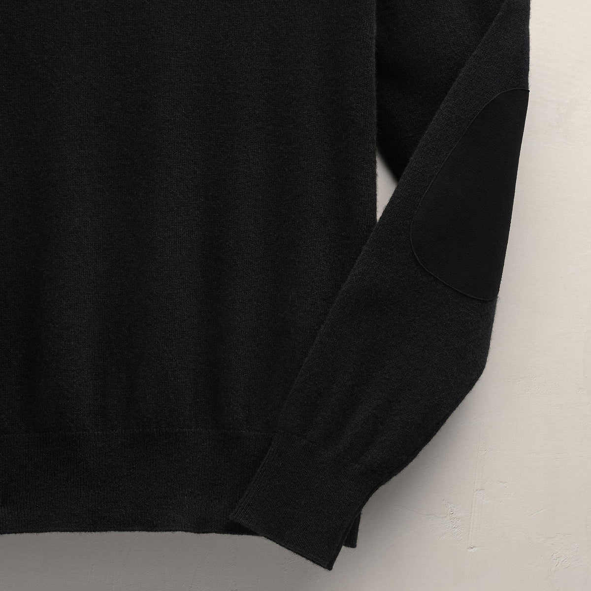 Italian Spun Cashmere Sweater in Black | James Perse Los Angeles