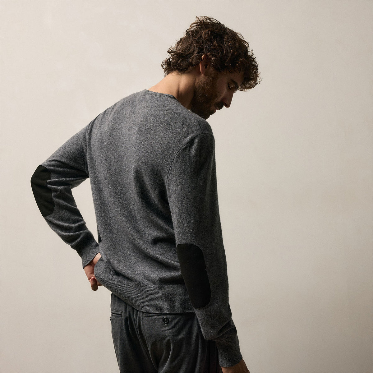 Italian Spun Cashmere Sweater in Mid Grey | James Perse Los Angeles