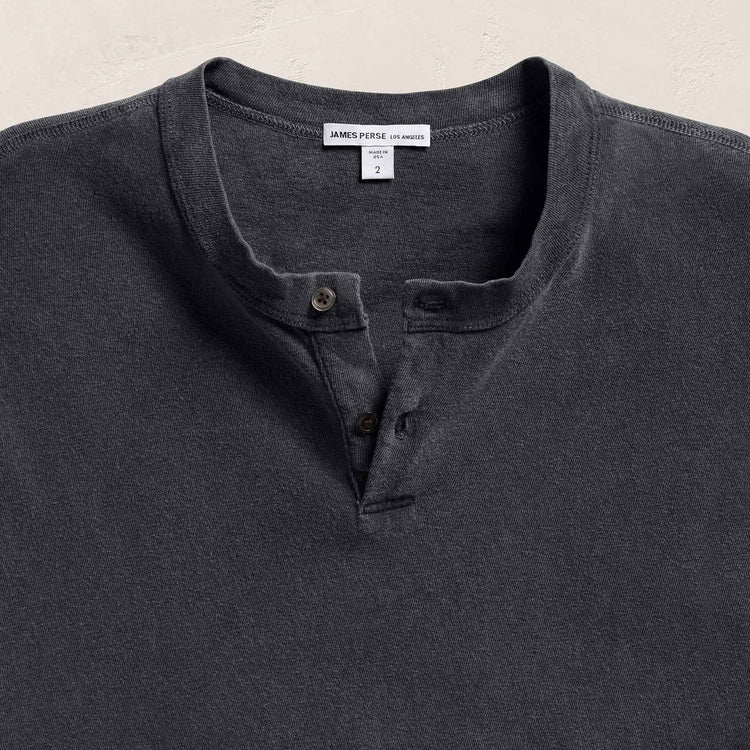 Slub Jersey Short Sleeve Henley in Magma Pigment | James Perse Los Angeles
