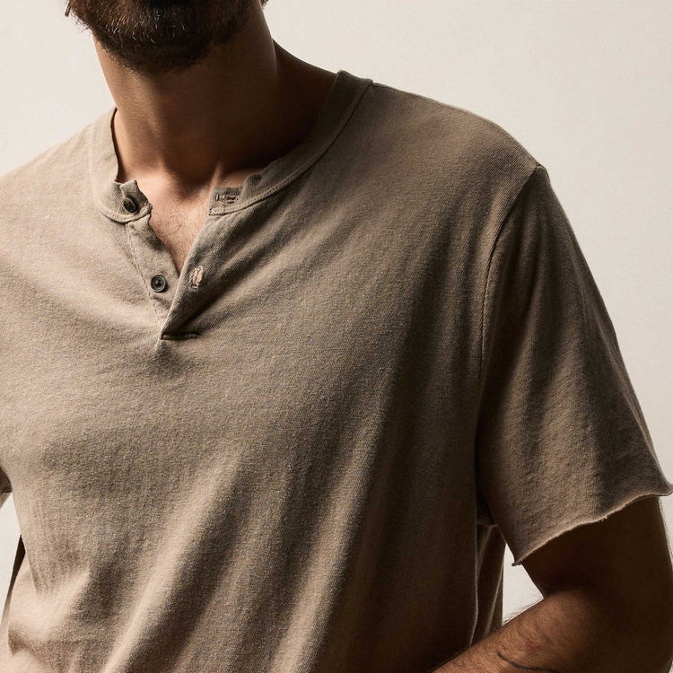 Slub Jersey Short Sleeve Henley in Overcast Pigment | James Perse Los Angeles