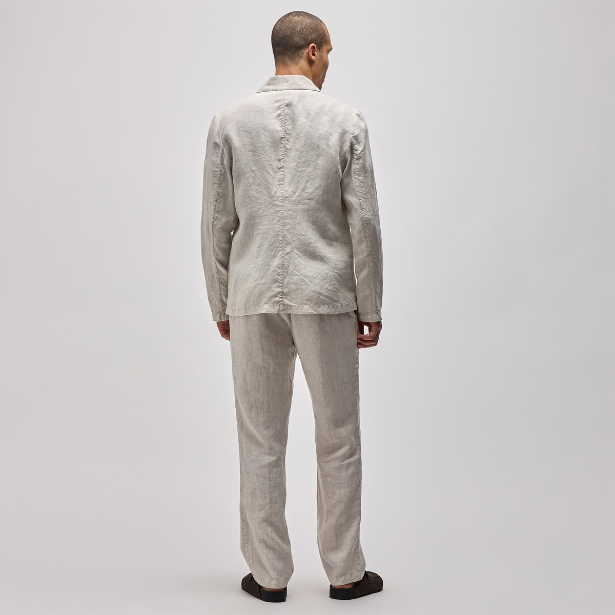 Garment Dyed Linen Blazer in Salt Pigment | James Perse Los Angeles