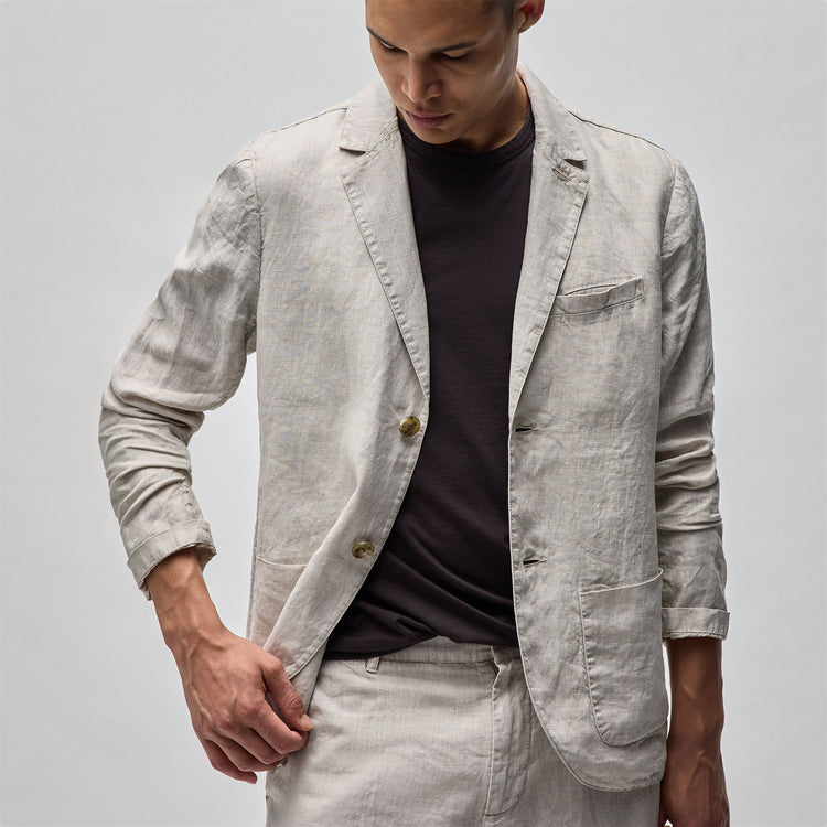 Garment Dyed Linen Blazer in Salt Pigment | James Perse Los Angeles