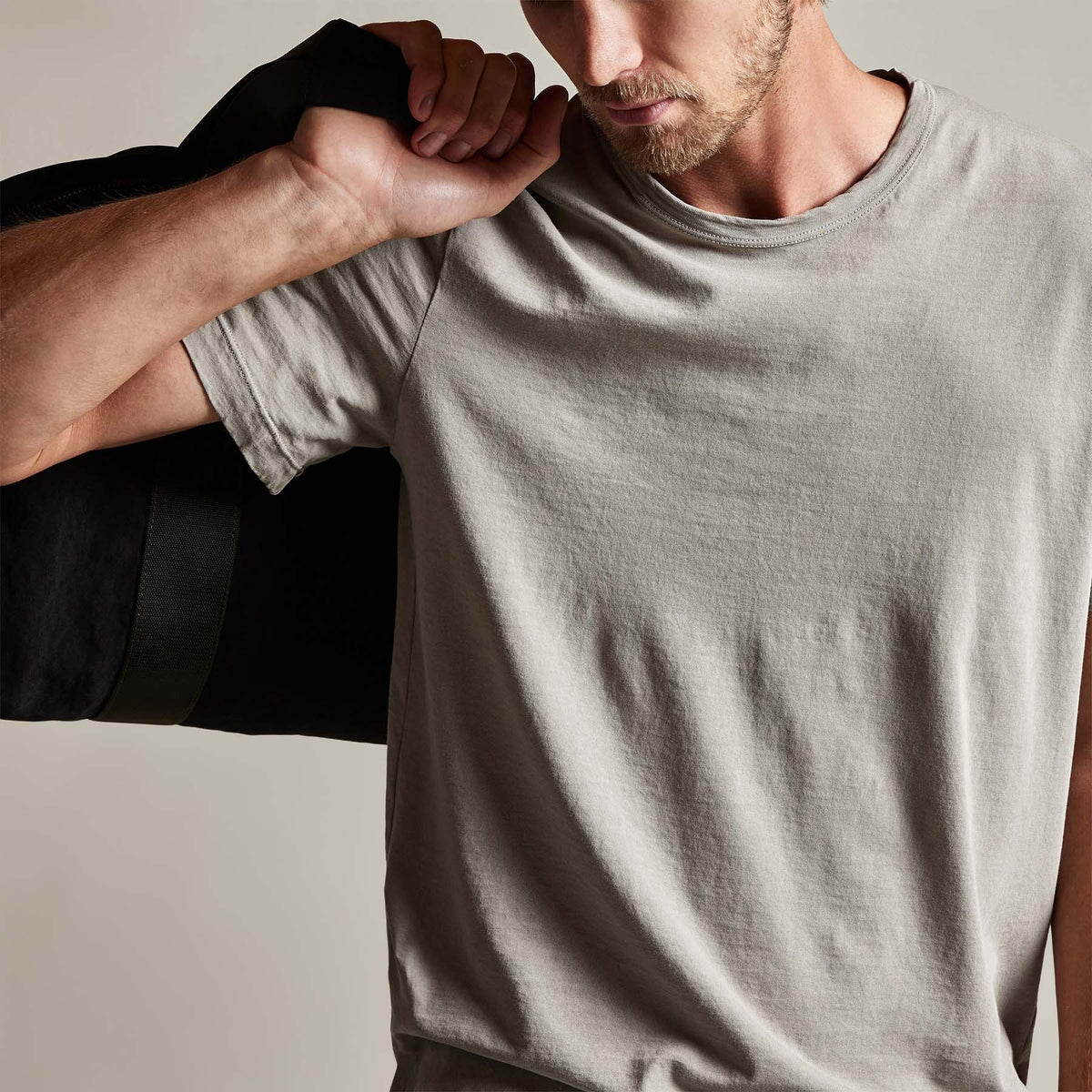 Short Sleeve Crew Neck in Dapple Pigment | James Perse Los Angeles