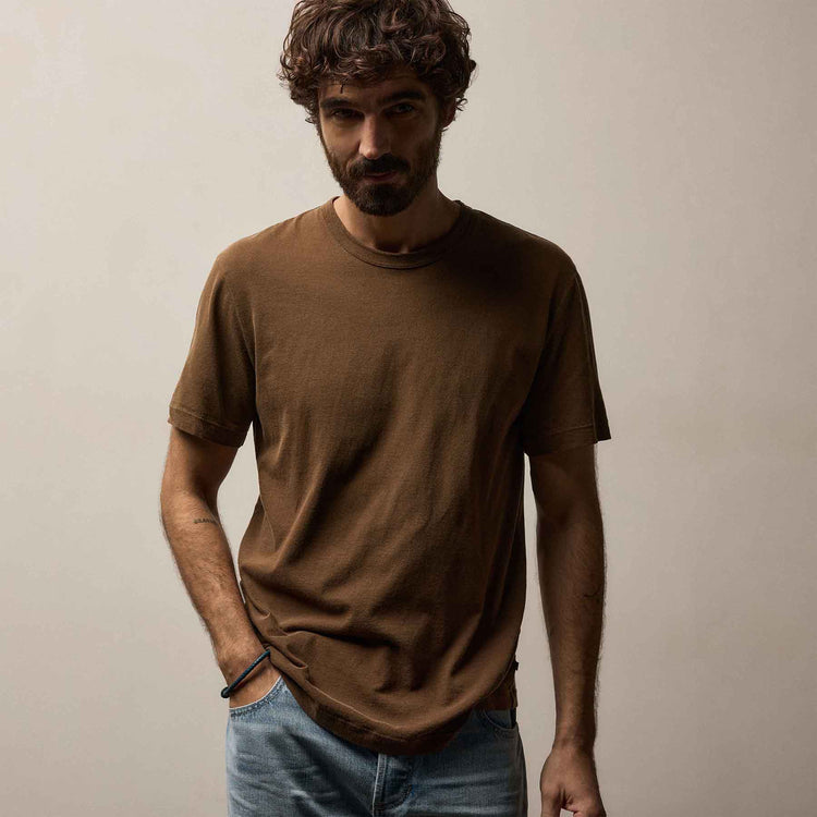 Short Sleeve Crew Neck in Gingerbread Pigment | James Perse Los Angeles