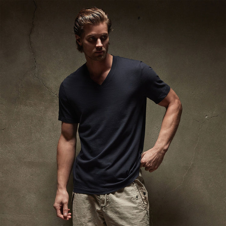 Short Sleeve V Neck in Deep | James Perse Los Angeles