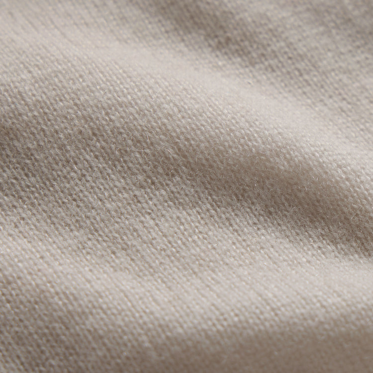Soft Featherweight Cashmere V Neck in Tan | James Perse Los Angeles